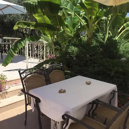 Rodeo Drive Luxury Holiday House Kusadası